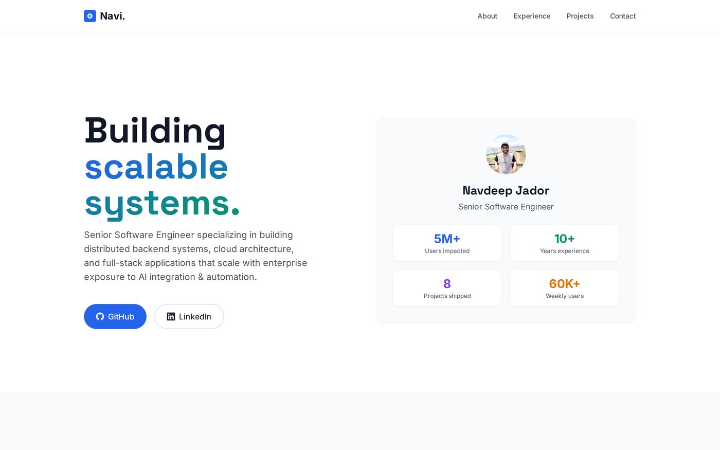 Screenshot of the navijador.com personal portfolio website